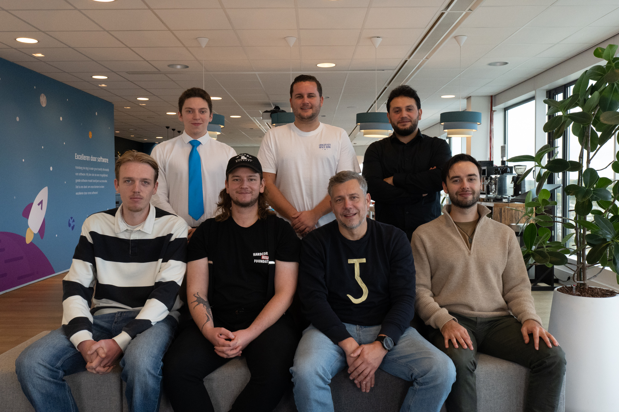 Team expert services 2025